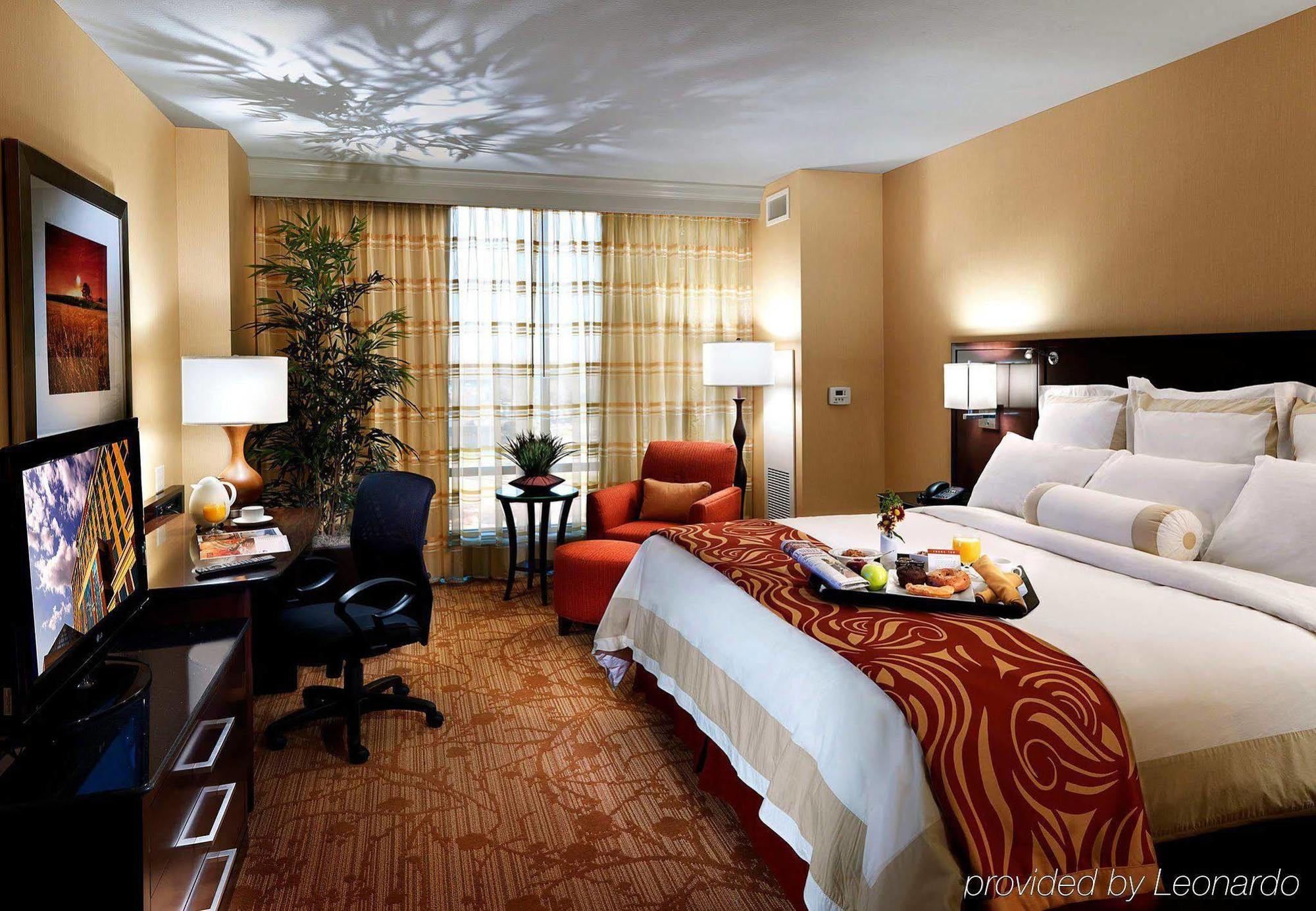 Marriott Bloomington Normal Hotel And Conference Center Room photo